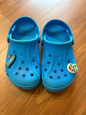 CROCS Kids Bright Blue Classic Clog with Fun Charms